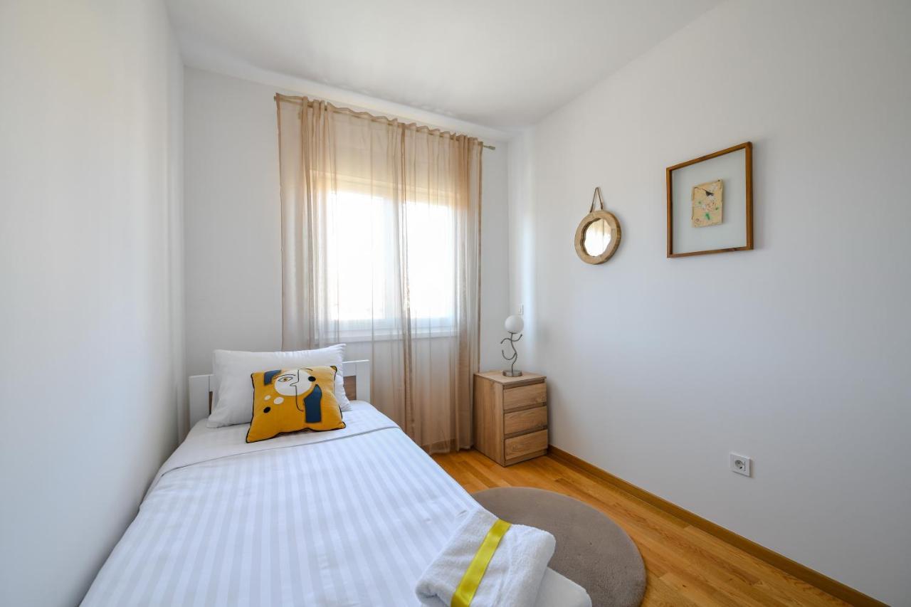 Spacious Apartment Nero With Free Parking Zadar Exterior foto