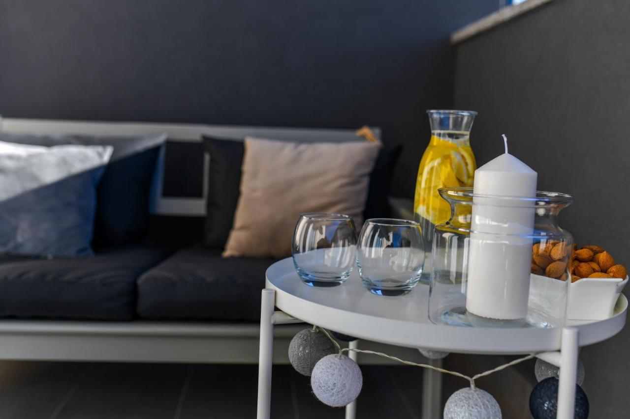 Spacious Apartment Nero With Free Parking Zadar Exterior foto